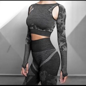 Camouflage Gym WorkOut Head Turner